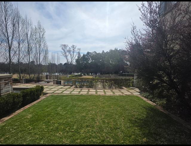1 BEDROOM FLAT FOR SALE IN LOCHVAAL